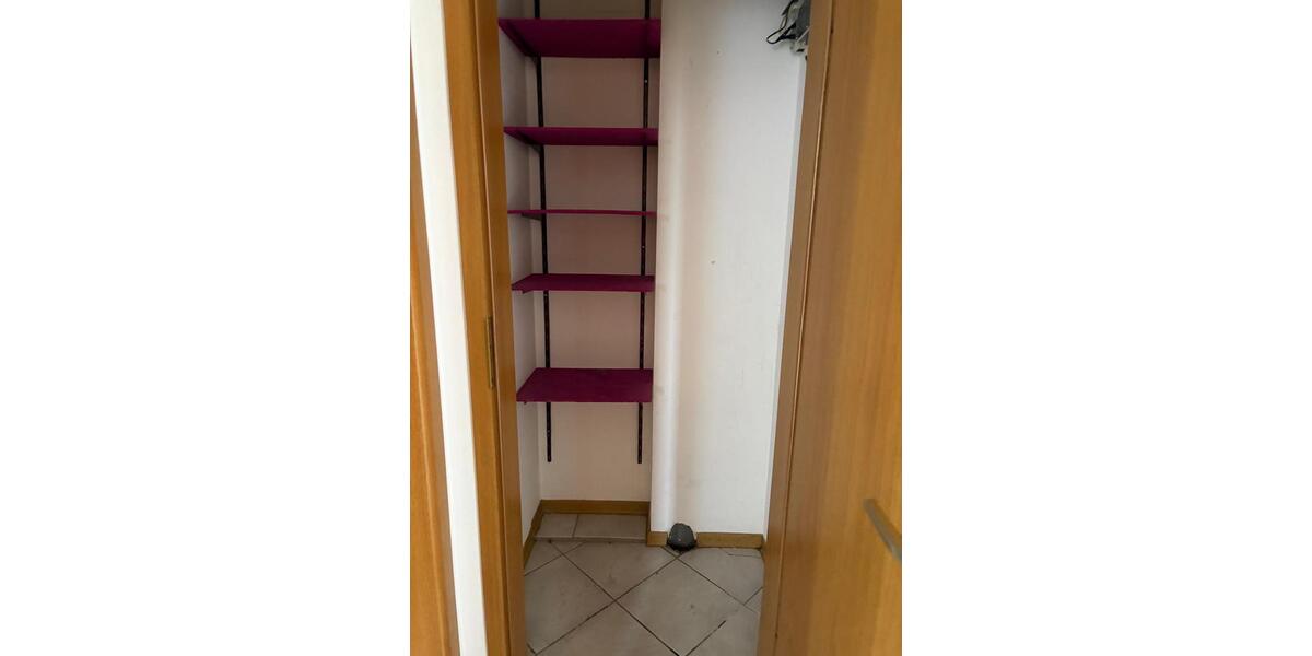 Dachgeschoßwohnung Gangelt - 2 Zimmer, 68 m&sup2;, 700&euro; | Angebot:25444000