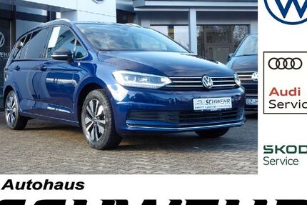 VW Touran 25.036 km 32.190 &euro; Krumbach 86381