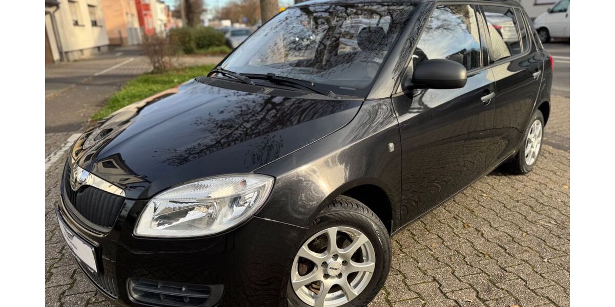Skoda Fabia 39.000 km 4.999 € Köln/Wahn 51147
