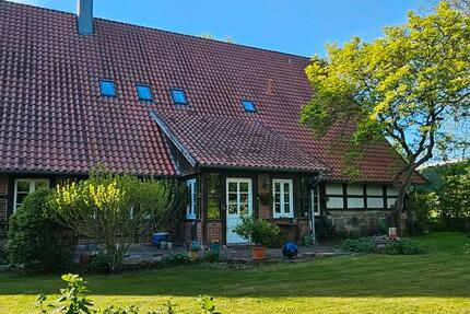 Haushälfte in denkmalgeschütztem Fachwerkhaus zimmer