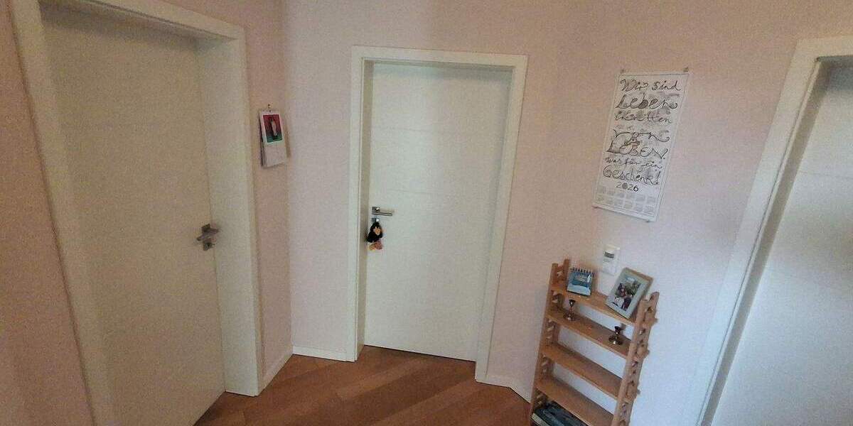 Einfamilienhaus Neuruppin - 5 Zimmer, 170 m&sup2;, 1.600&euro; | Angebot:25819994