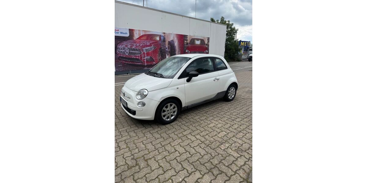 Fiat 500 177.320 km 3.199 &euro; Hamburg 21075