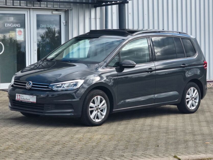 VW Touran 178.000 km 17.990 € Zimmern o. Rottweil 78658