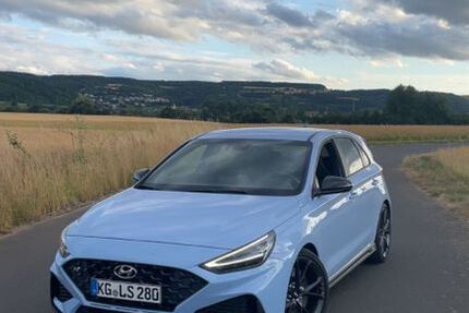 Hyundai i30 89.000 km 26.900 &euro; Langendorf 97725