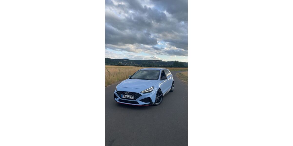 Hyundai i30 89.000 km 26.900 &euro; Langendorf 97725