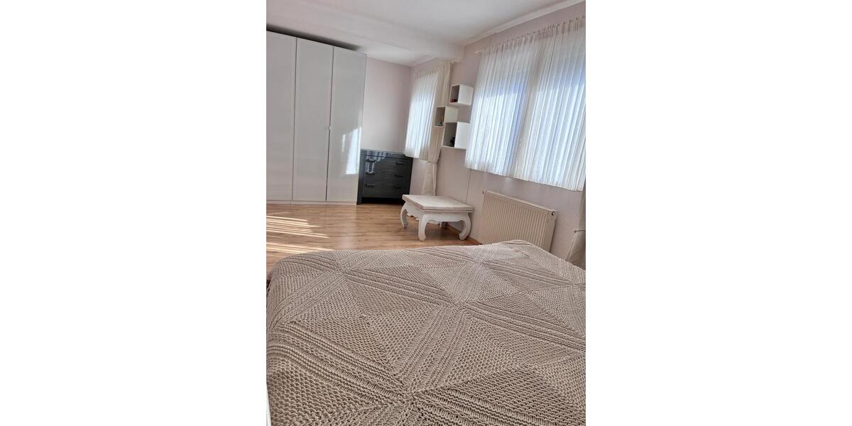 Doppelhaushälfte Mönchengladbach West - 5 Zimmer, 150 m&sup2;, 498.000&euro; | Angebot:25933450