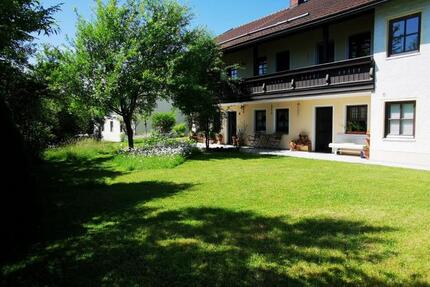 Provisionsfreie 4 Zimmer Eigentumswohnung mit großem Gartenanteil zimmer