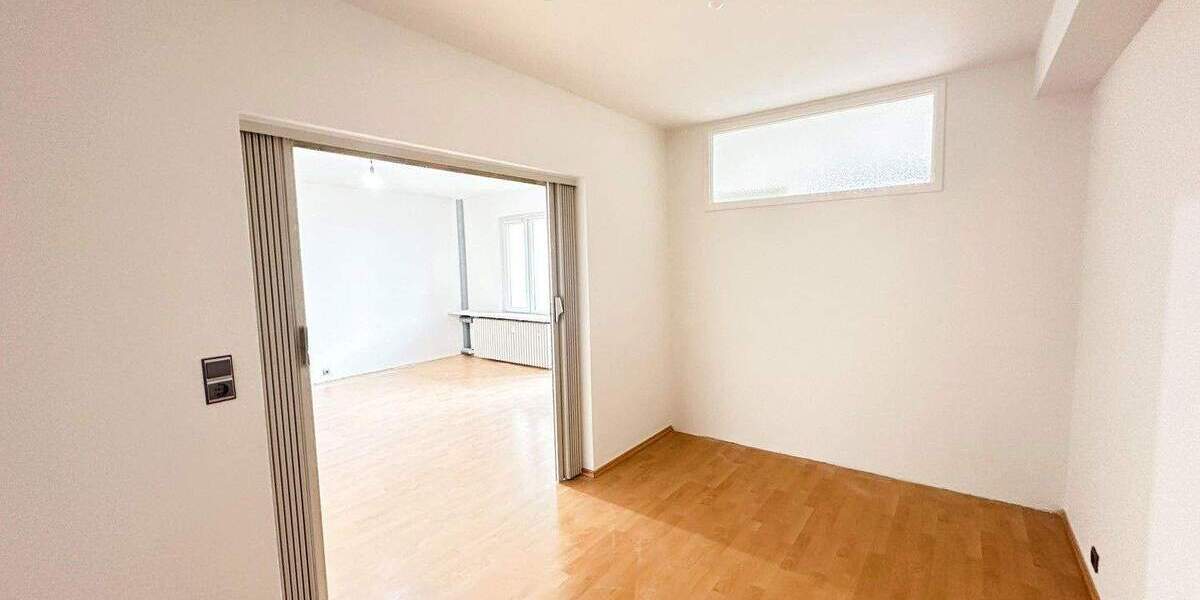 Modernisiertes City-Apartment mit neuer Einbauküche & frischem Bad - Ideal für Singles & Paare! 1 zimmer