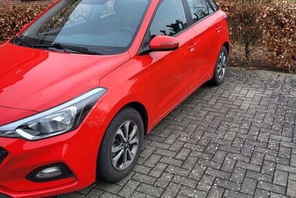 Hyundai i20 42.856 km 9.400 &euro; Krummhörn 26736