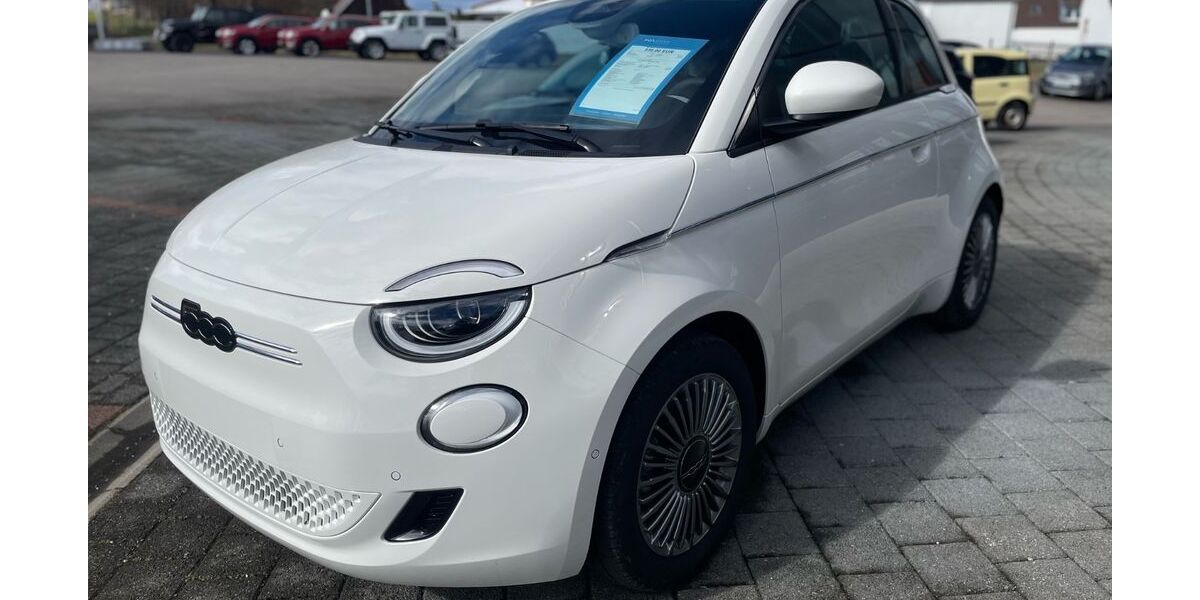 Fiat 500e 20 km 25.980 € Diedorf / Augsburg 86420