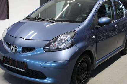 Toyota Aygo 130.500 km 1.999 &euro; Heilbronn 74080