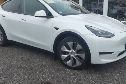 Tesla Model Y 64.500 km 34.950 &euro; Frankfurt (Oder) 15234
