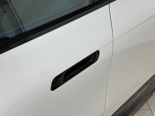 BMW iX xDrive40 Sportpaket Navi*LASER*HUD*22Zoll* 32.335 km 44.700 &euro; Gebesee 99189