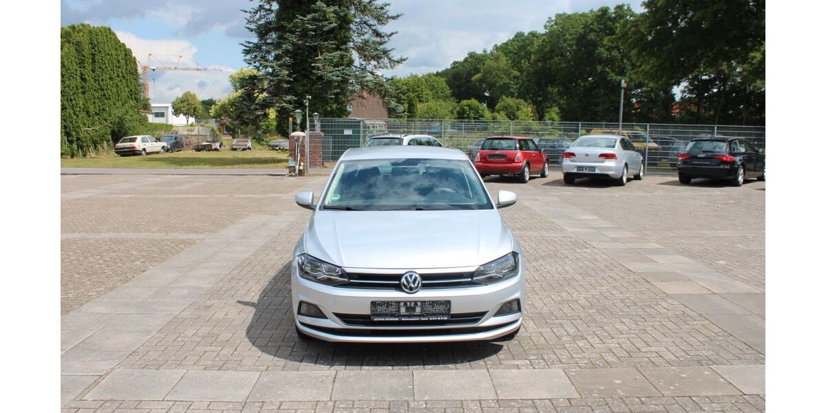 VW Polo 124.000 km 9.800 &euro; Wiefelstede 26215