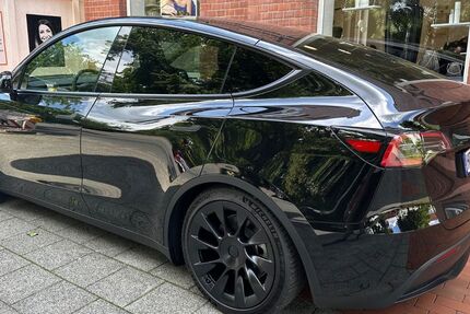 Tesla Model Y 28.900 km 36.600 &euro; Bünde 32257