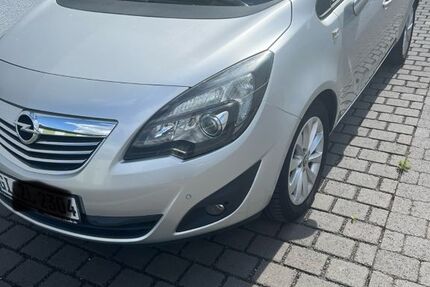 Opel Meriva 141.000 km 4.900 &euro; Buseck 35418