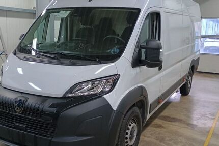 Peugeot Boxer 35.216 km 26.950 &euro; Paderborn 33106