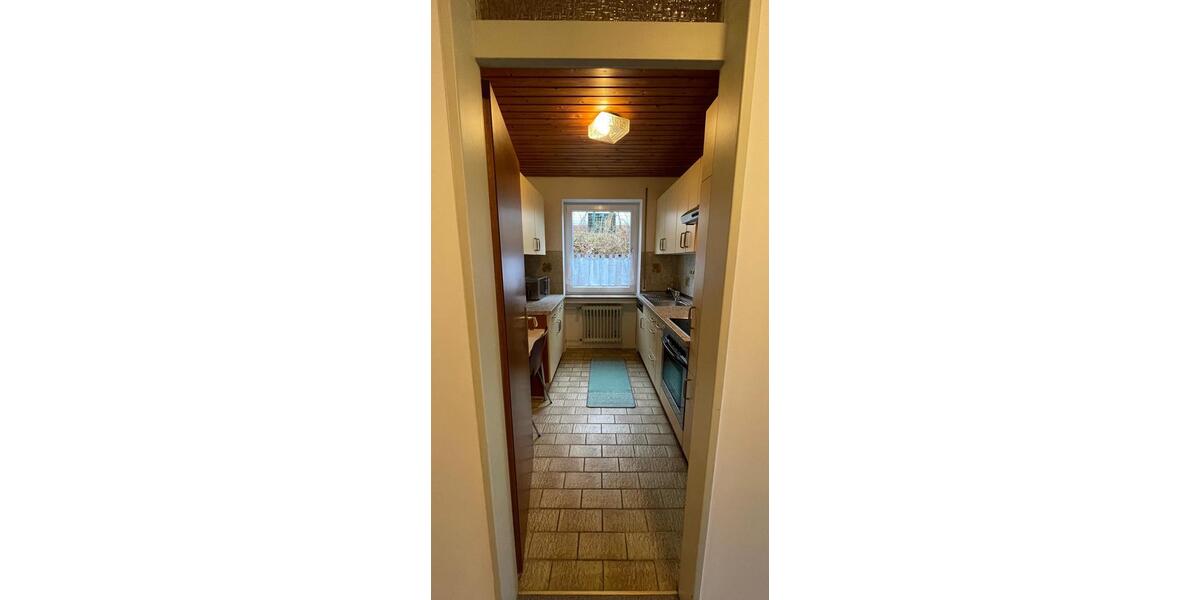 Etagenwohnung Warthausen - 2 Zimmer, 73 m&sup2;, 950&euro; | Angebot:24896303