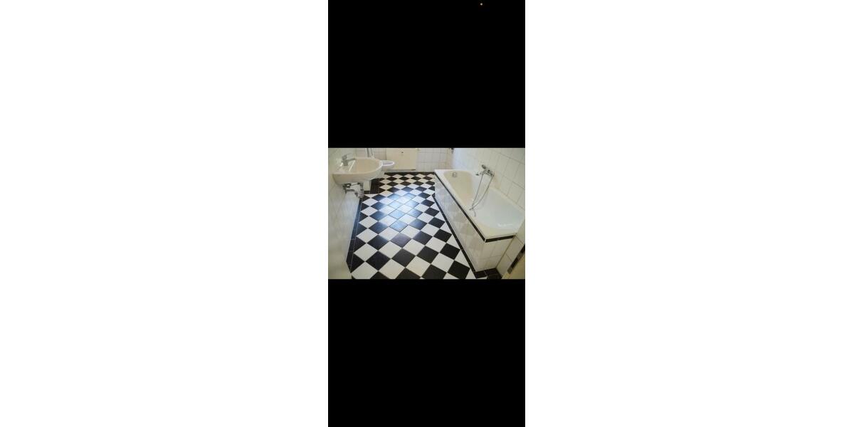 Etagenwohnung Plauen Altstadt - 4 Zimmer, 95 m&sup2;, 106.999&euro; | Angebot:27430128