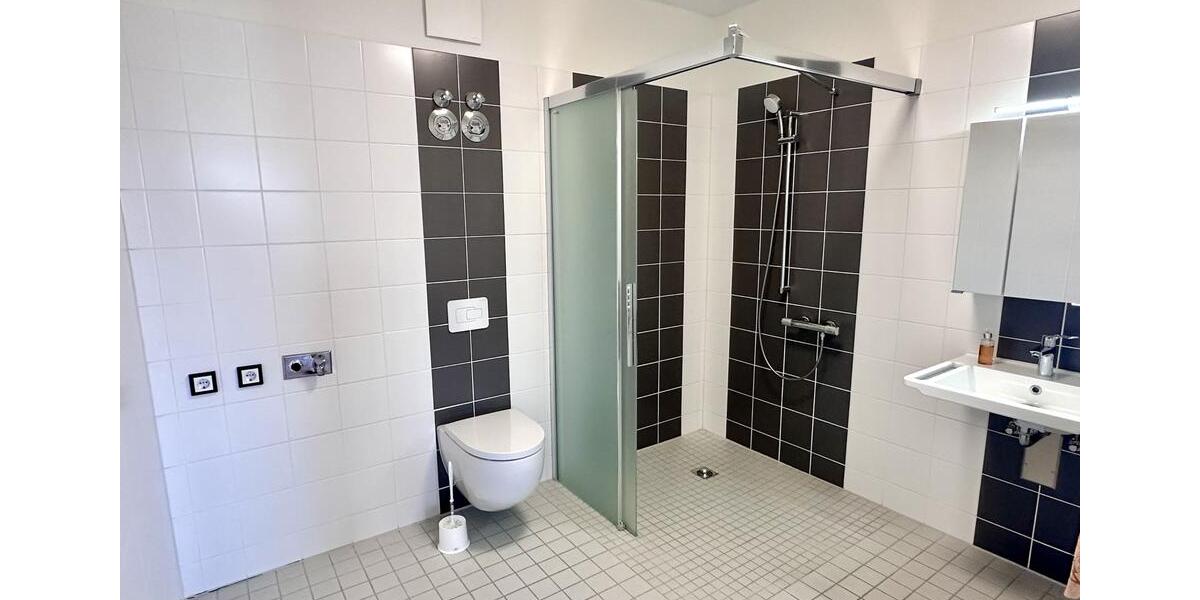 Etagenwohnung Amberg - 3 Zimmer, 78 m&sup2;, 1.100&euro; | Angebot:24440421