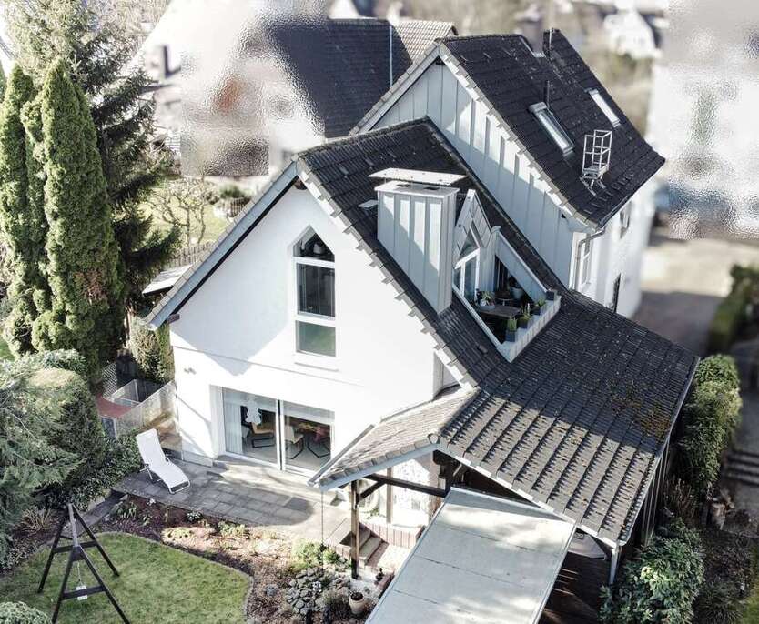 Haus zum Kaufen in Bergisch Gladbach 795.000 € 218 m²