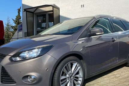 Ford Focus 140.000 km 9.990 &euro; Niederau OT Großdobritz 01689