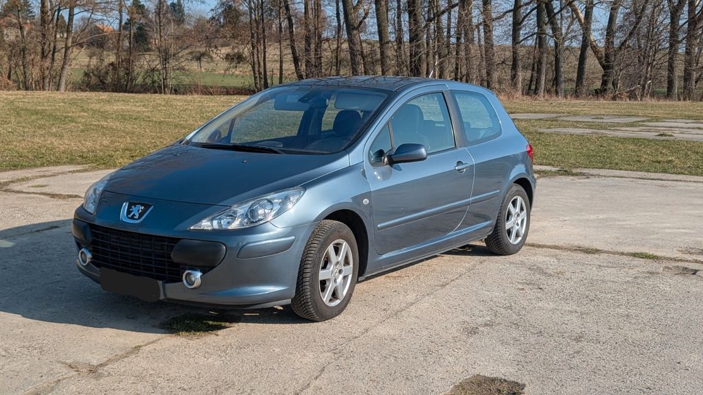 Peugeot 307 75.000 km 2.990 &euro; Görlitz 02826