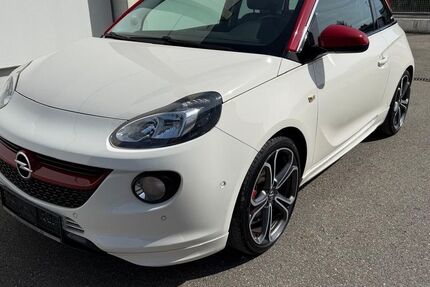 Opel Adam 132.000 km 6.900 &euro; Pfullingen 72793