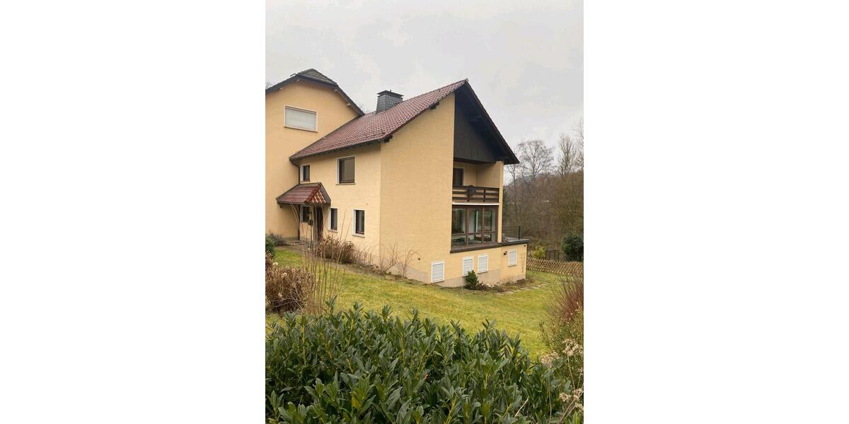 Doppelhaushälfte Werdohl - 7 Zimmer, 190 m&sup2;, 209.000&euro; | Angebot:27156476