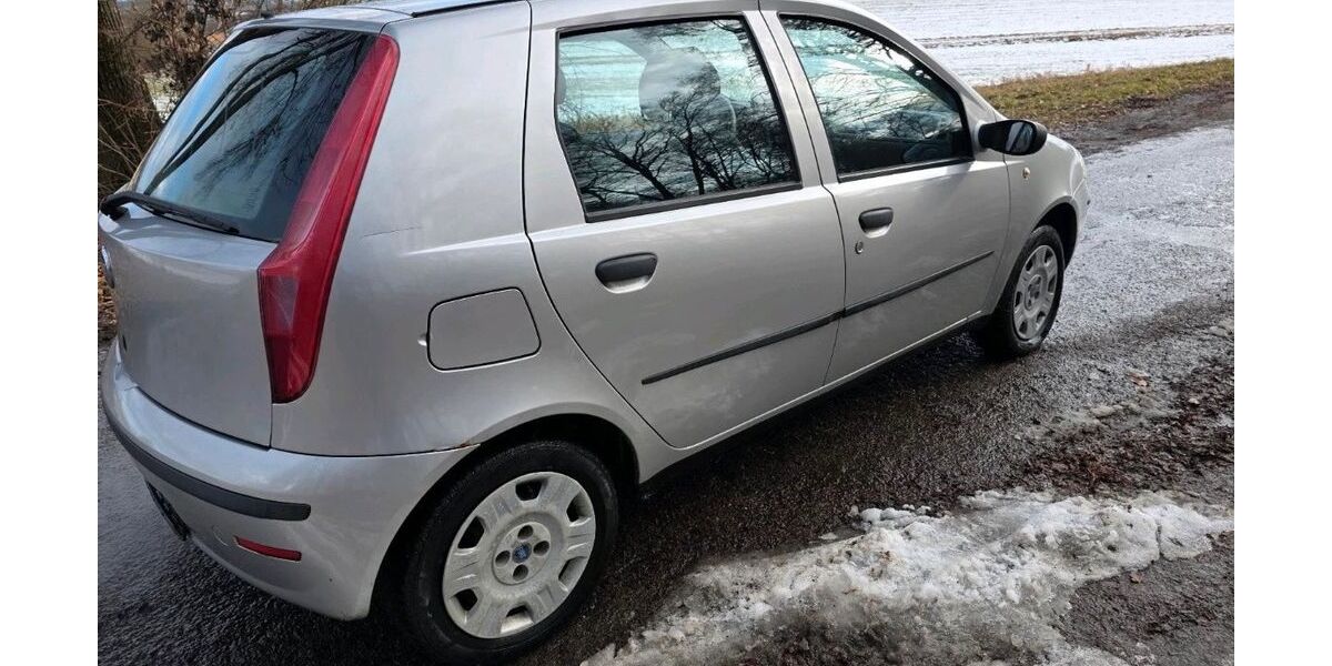 Fiat Punto 180.000 km 1.200 &euro; Wertingen 86637