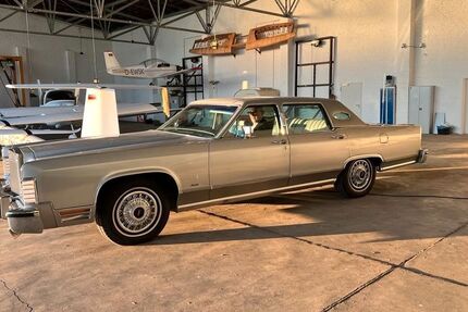 Lincoln Town Car 65.000 km 20.800 &euro; Berlin 12309