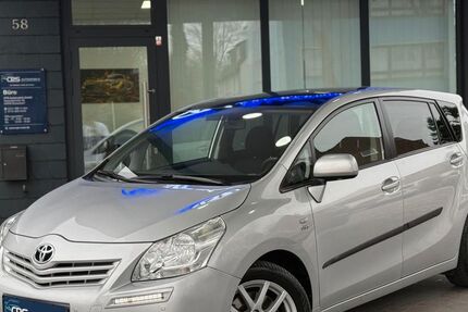 Toyota Verso 86.245 km 10.900 &euro; Düsseldorf 40599