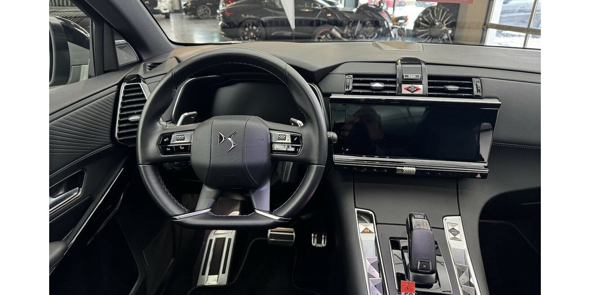 DS Automobiles DS7 Blue HDI 130 Étoile LED Nachtsicht Pano 29.800 km 29.870 &euro; Lich 35423