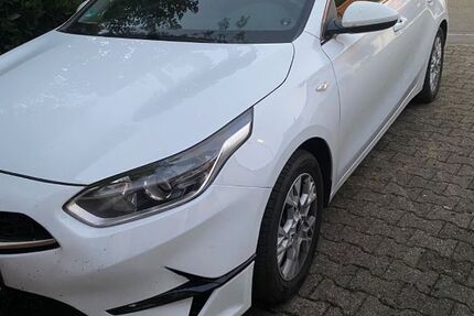 Kia ceed Sportswagon 115.000 km 13.850 &euro; Ebersbach 73061