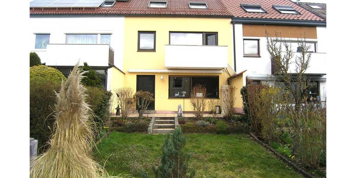 Reihenmittelhaus Lauf Kotzenhof - 5 Zimmer, 130 m&sup2;, 398.000&euro; | Angebot:26161131