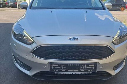 Ford Focus 105.000 km 9.900 &euro; Kernen i. r 71394