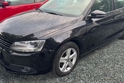 VW Jetta 164.000 km 6.900 &euro; Zwickau 08056