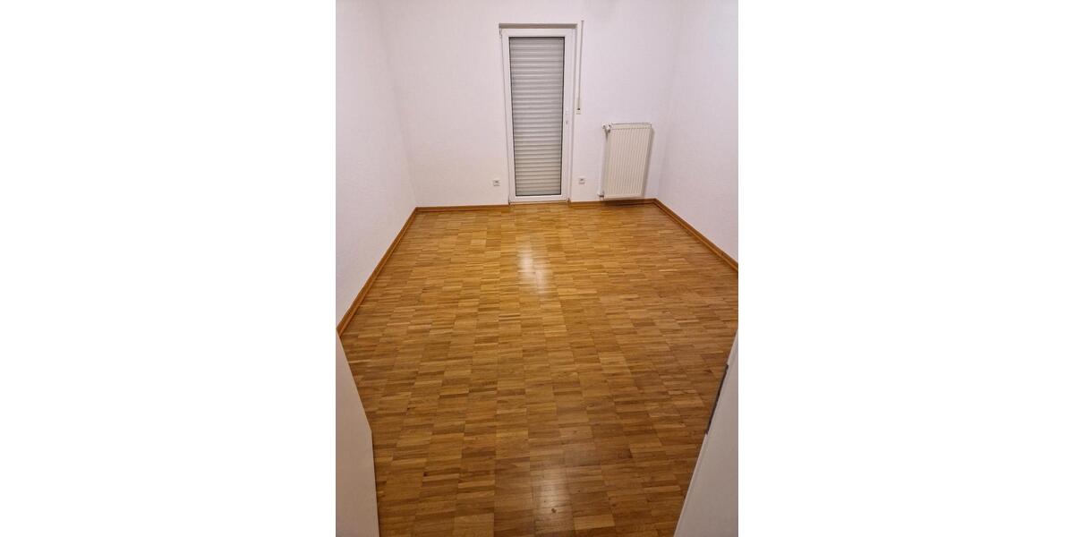 Erdgeschoßwohnung Schönenberg-Kübelberg Kübelberg - 3 Zimmer, 90 m&sup2;, 175.000&euro; | Angebot:25346854
