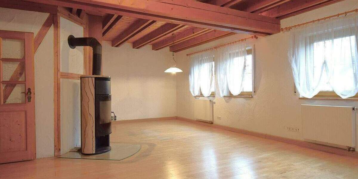 Mehrfamilienhaus, Wohnhaus Böbingen an der Rems Böbingen - 7 Zimmer, 224 m&sup2;, 600.000&euro; | Angebot:26418141