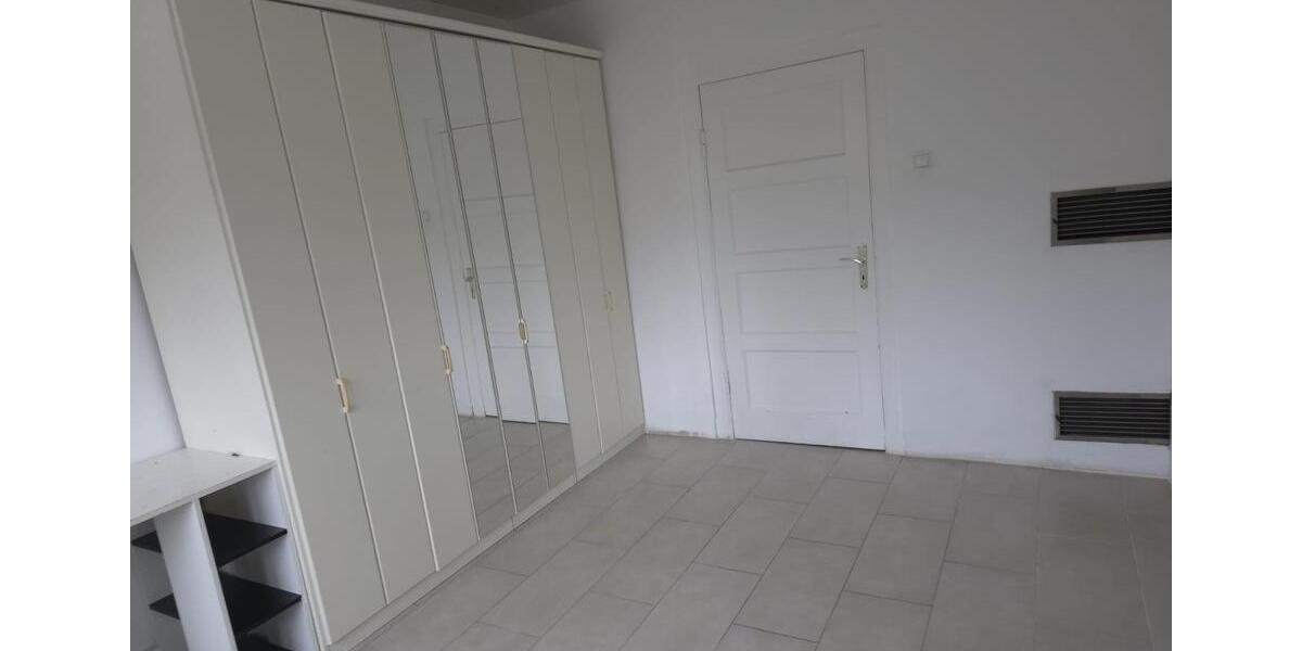 Charmante Doppelhaushälfte direkt am Schwanenseepark 4 zimmer