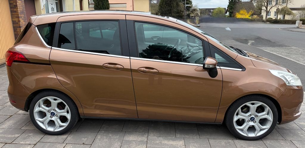 Ford B-Max 102.000 km 5.980 &euro; Künzell 36093