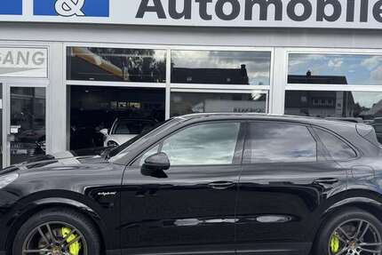 Porsche Cayenne 111.870 km 50.950 &euro; Bielefeld 33649