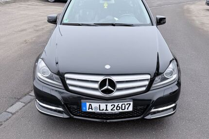 Mercedes-Benz 220 233.000 km 10.100 &euro; Wehringen 86517