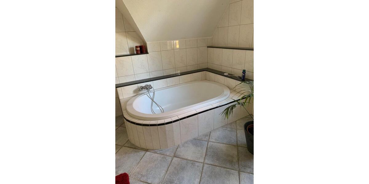 Etagenwohnung Badbergen - 6 Zimmer, 159 m&sup2;, 1.500&euro; | Angebot:26423596