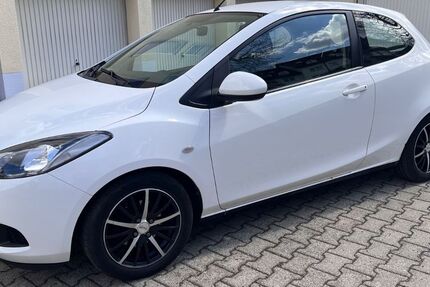 Mazda 2 234.544 km 1.800 &euro; Rottweil 78628