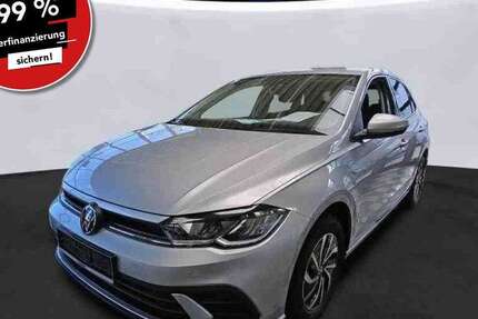 VW Polo 9.572 km 17.840 € Schloß-Holte-Stukenbrock 33758