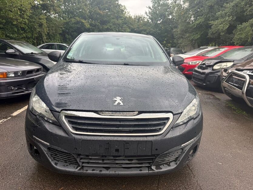 Peugeot 308 248.000 km 3.290 € Merzig 66663