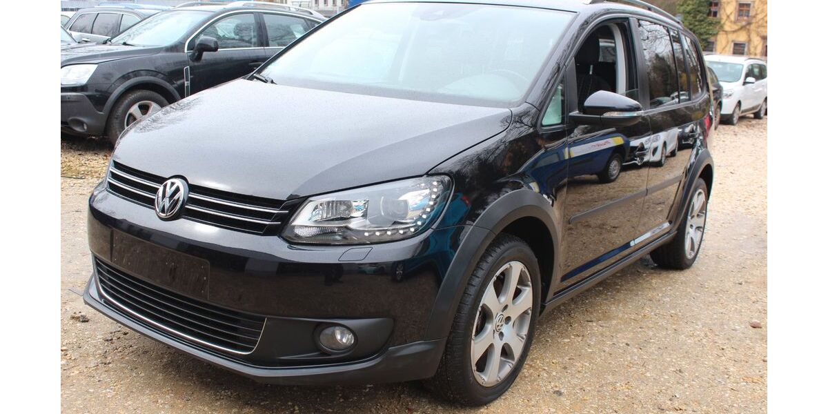 VW Touran 105.000 km 12.700 &euro; Chemnitz 09114