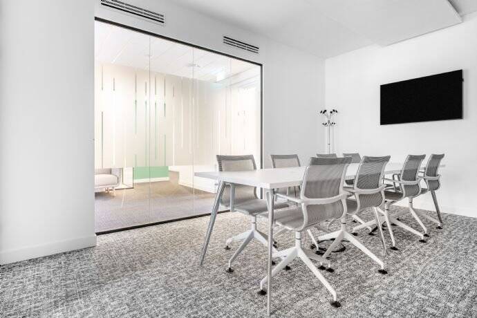 Großraumbüros für 10 Personen 45 sqm in Regus Kaistraße zimmer
