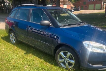 Skoda Fabia 165.000 km 2.950 &euro; Bremerhaven 27570